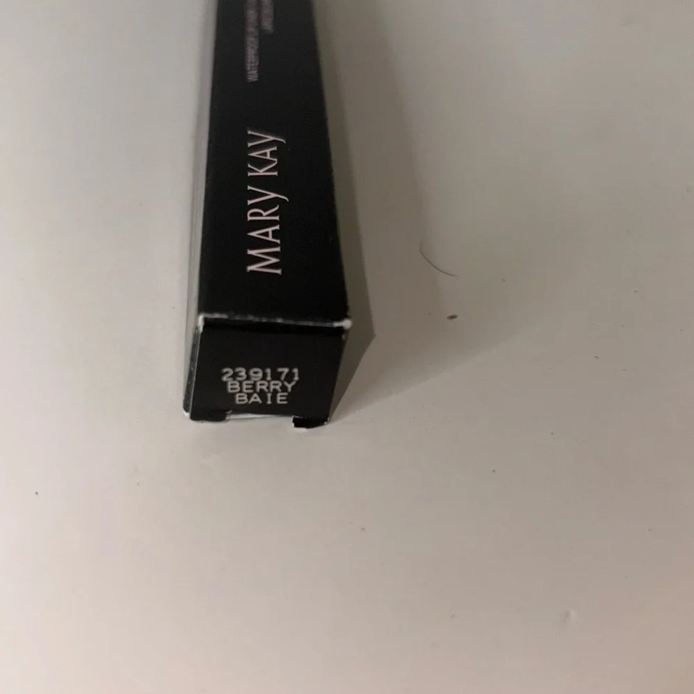 Mary Kay Waterproof Eyeliner Pencil